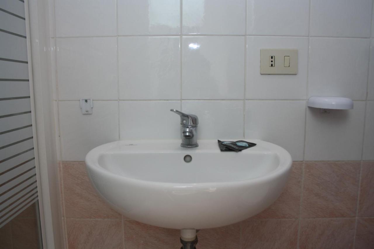 B&B Msg Roma 外观 照片